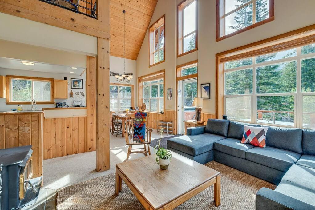 Hot Tub Cool Views: Roaring Creek Cabin Leavenworth Εξωτερικό φωτογραφία