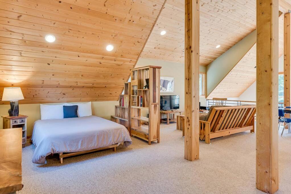 Hot Tub Cool Views: Roaring Creek Cabin Leavenworth Εξωτερικό φωτογραφία